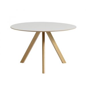 CPH20 2.0 Table dia120xH74 off white linoleum tabletop met lacquered oak base.jpg