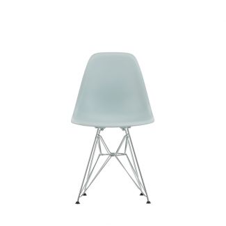 Vitra eameas plastic chair dsr