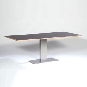 Metaform Carré eettafel 