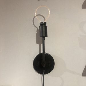 AlexAllen Studio Sconce wandlamp zwart 
