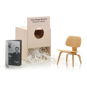 Vitra LCW miniatuur 