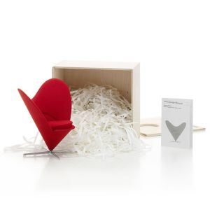 Vitra Heart Shaped Cone Chair miniatuur 
